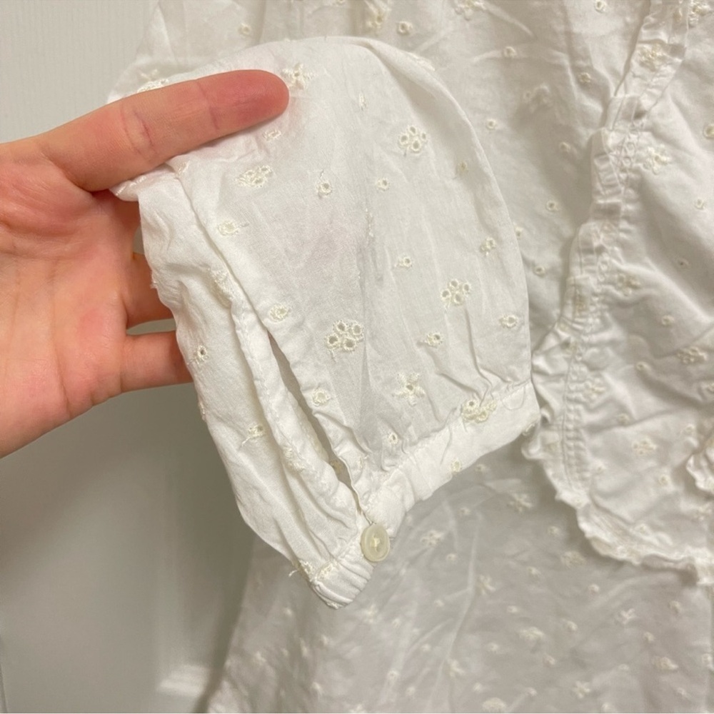 J Crew White Eyelet Blouse. Sz Small - Picture 5 of 10